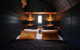 Kingswood Lodges