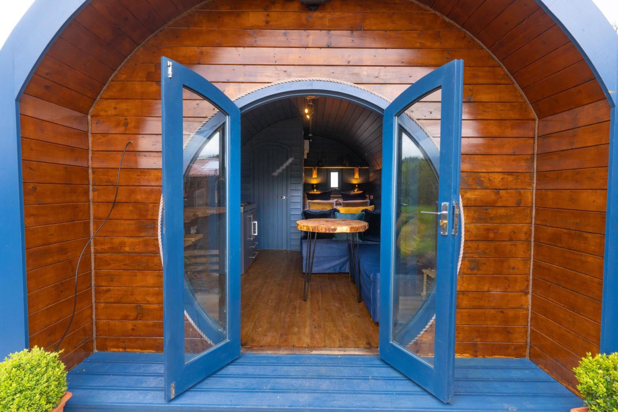 Kingswood Lodges Fort William Exterior photo